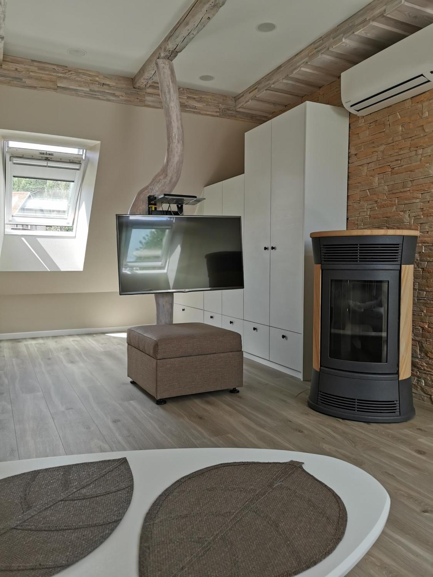 Neringarent Apartamentai Juodkrantė Extérieur photo